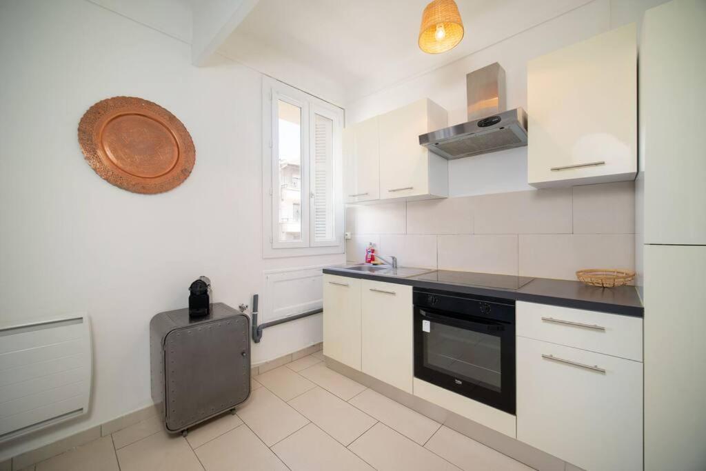 Appartement Tout Equipe Balcon 4 Pers St Charles Marseille Ngoại thất bức ảnh